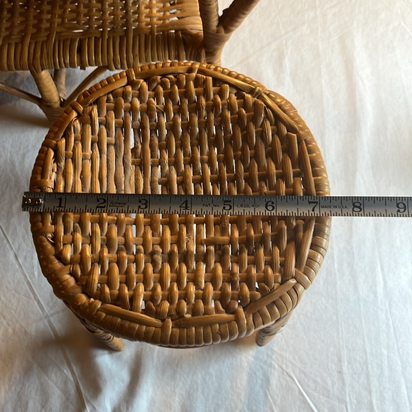 Mini wicker loveseat and table - Picture 4 of 14